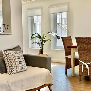 Apartment Old Town Modern Flat, 4 Minutes From - Eaw Homes, Marbella